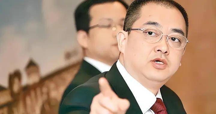 物以类聚！恒大二把手夏海钧的美国“邻居”，是另一个逃跑富豪？