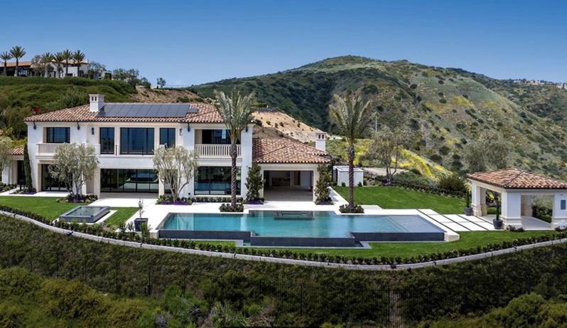 物以类聚！恒大二把手夏海钧的美国“邻居”，是另一个逃跑富豪？